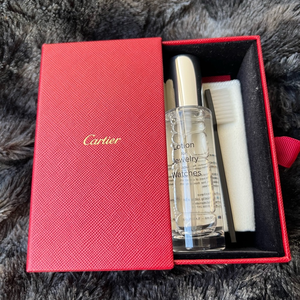 Cartier cleaning kit